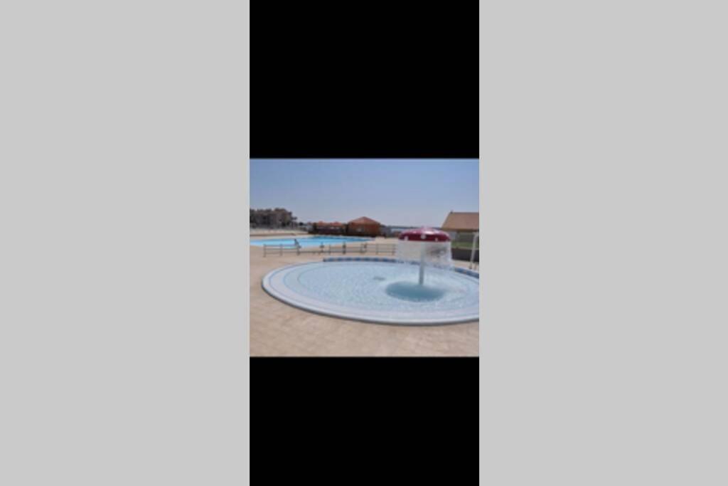 Bel Appartement Vue Sur Le Lac Marin Avec Piscine Le Barcares Luaran gambar