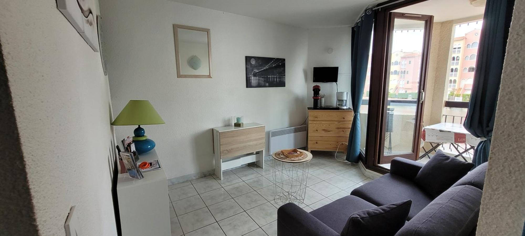 Bel Appartement Vue Sur Le Lac Marin Avec Piscine Le Barcares Bilik gambar